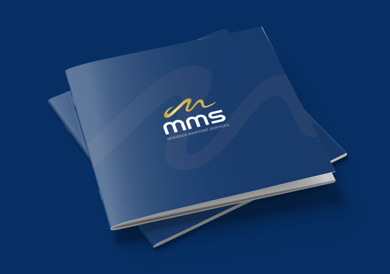 Brochure MMS Services. Εξώφυλλο ενός έντυπου φυλλαδίου με θέμα τις υπηρεσίες της εταιρείας MMS (Mykonos Maritime Services). Το εξώφυλλο είναι μπλε με το λογότυπο της εταιρείας στο κέντρο, που αποτελείται από τα αρχικά "mms" και τη φράση "Mykonos Maritime Services" από κάτω.